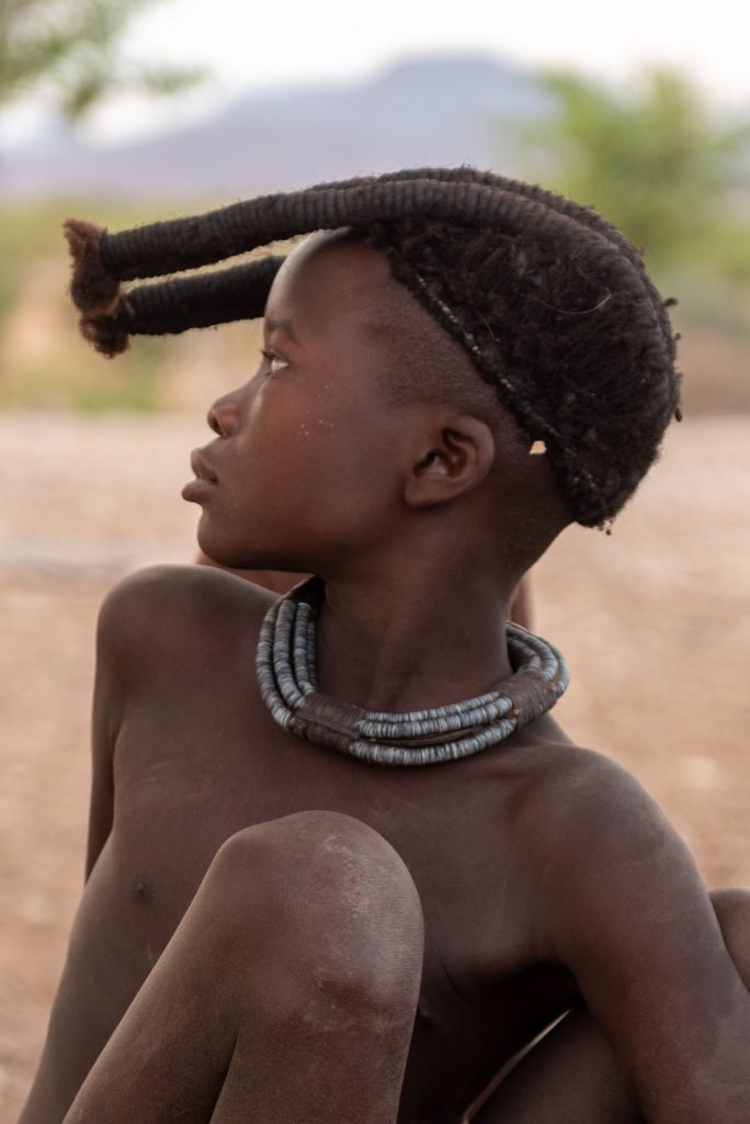 Ragazza Himba di profilo